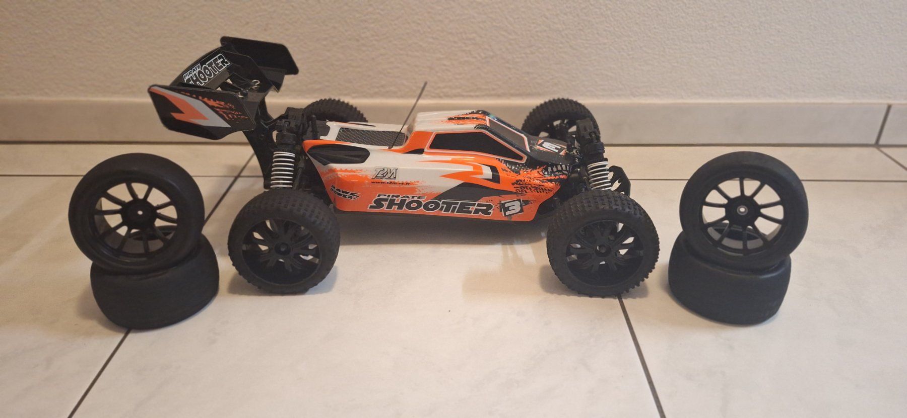 Modellismo RC: RC Auto PIRATE SHOOTER – Usato da Hüttwilen venduto da Grizzly04