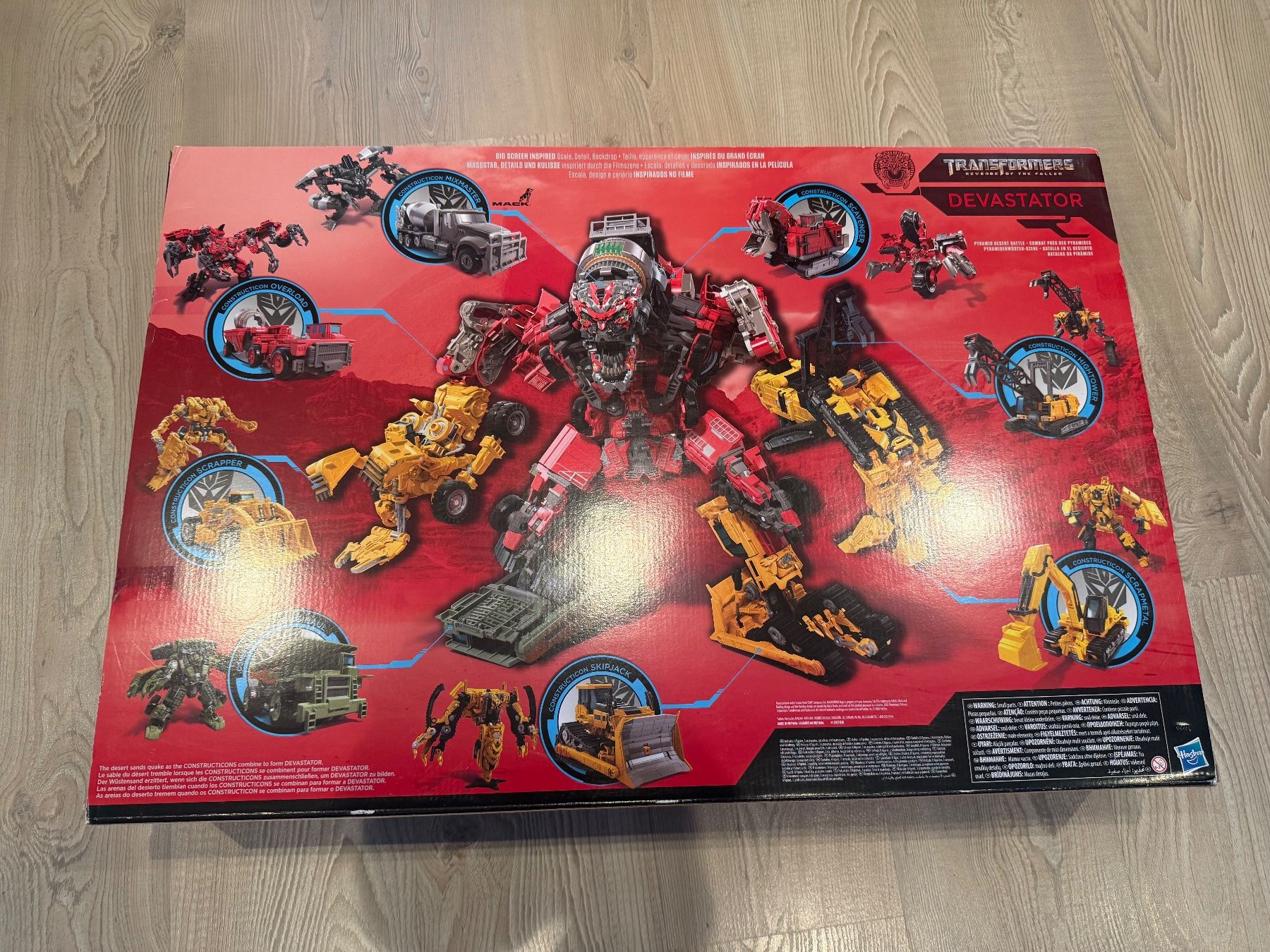 Hasbro Statuette: Transformers Studio Series Devastator 69 – Nuovo (secondo la descrizione) da Recherswil venduto da Yasa97 1