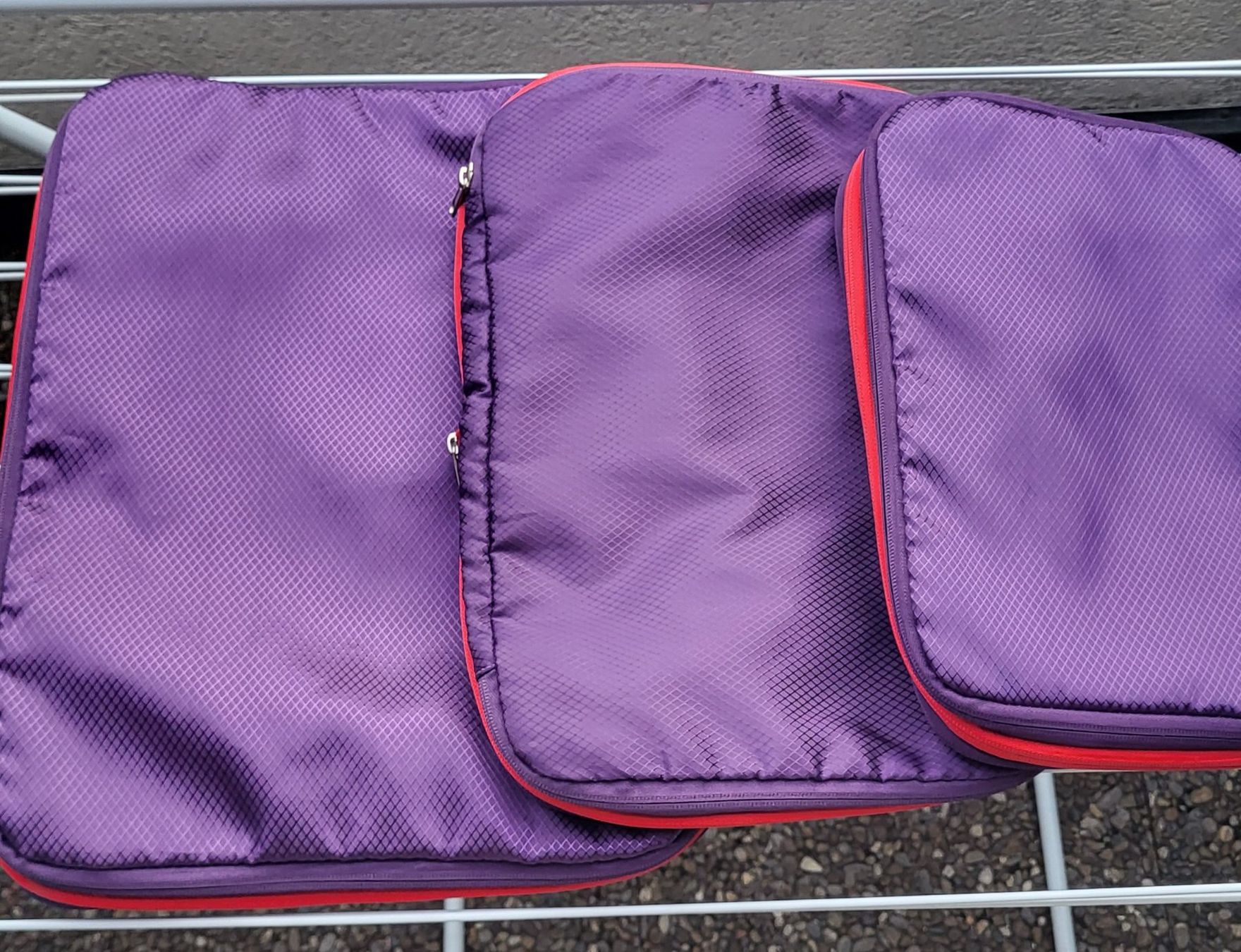 Taschen für Damen: Sacs pour vêtements pliés – Gebraucht aus Fribourg von VictoriaShop7