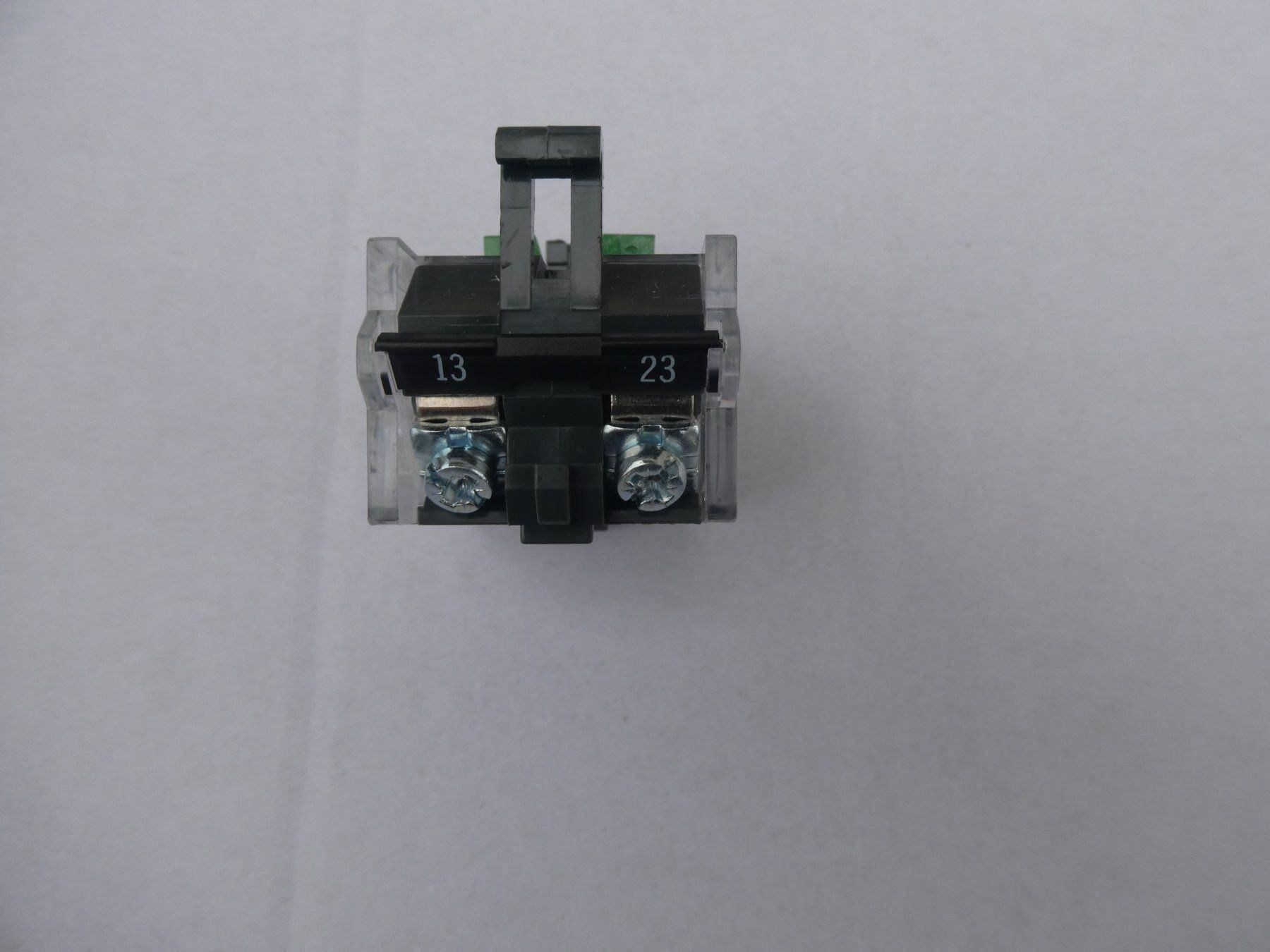 Componenti elettronici: EAO Schaltelement (2x NO) – Nuovo (secondo la descrizione) da Fulenbach venduto da Hach0 1
