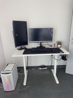 Elektrisch höhenverstellbarer Schreibtisch