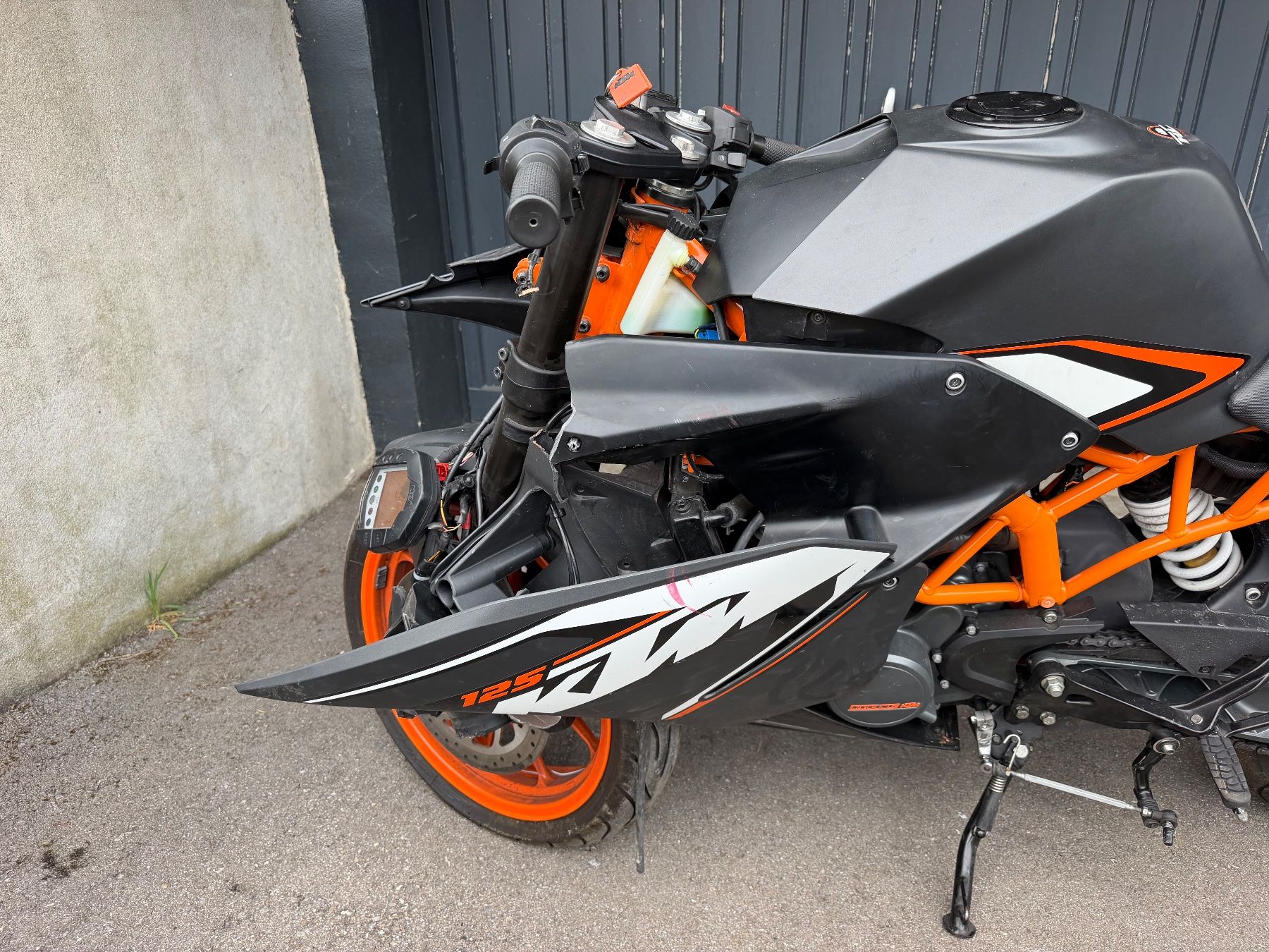 KTM Strada: KTM  RC 125 – Difettoso da Othmarsingen venduto da ser_k5t9 2