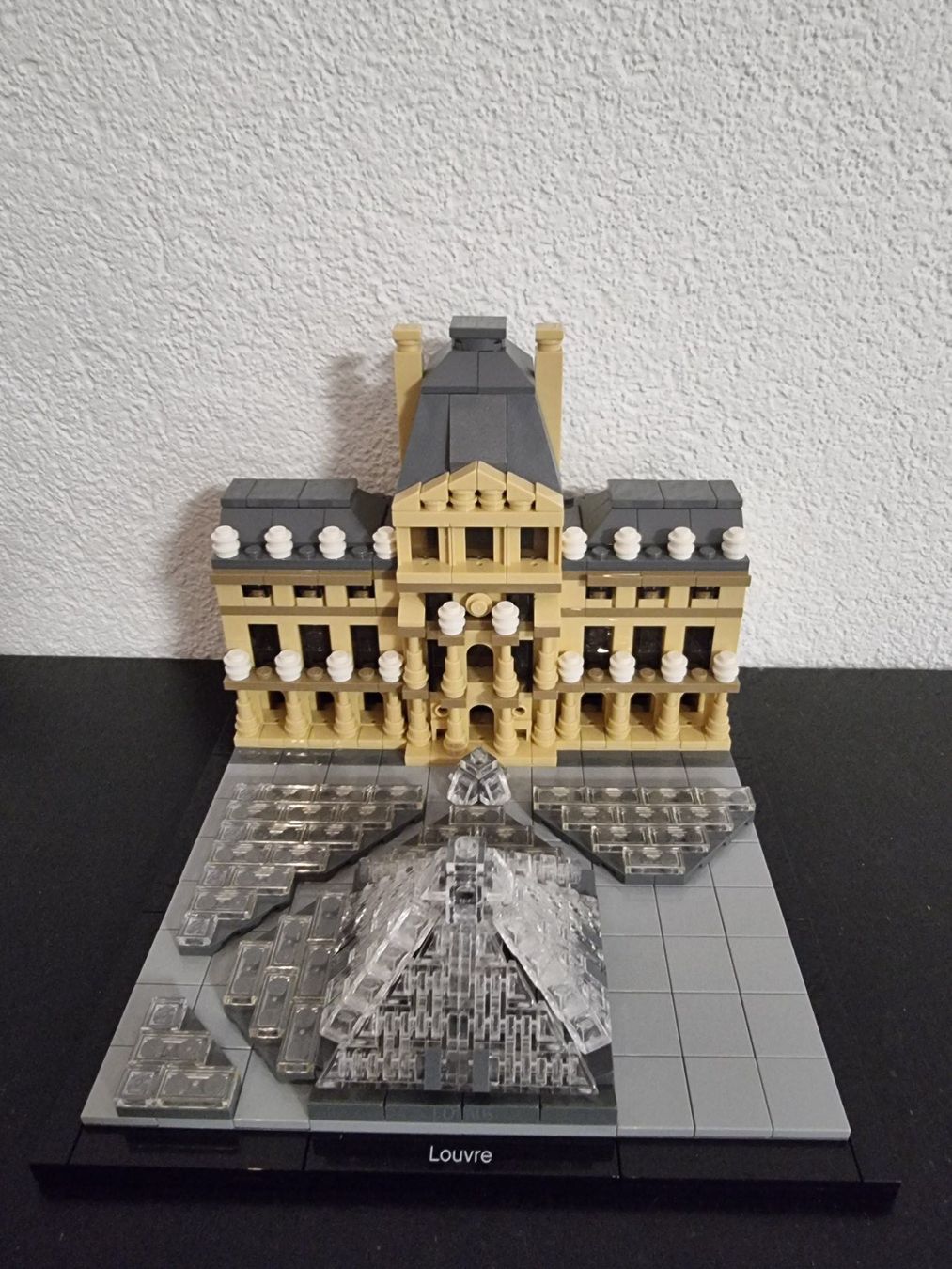 Lego Kit di costruzioni: LEGO Architecture 21024 - Louvre - Complet – Usato da Charmey (Gruyère) venduto da winner-winner 1