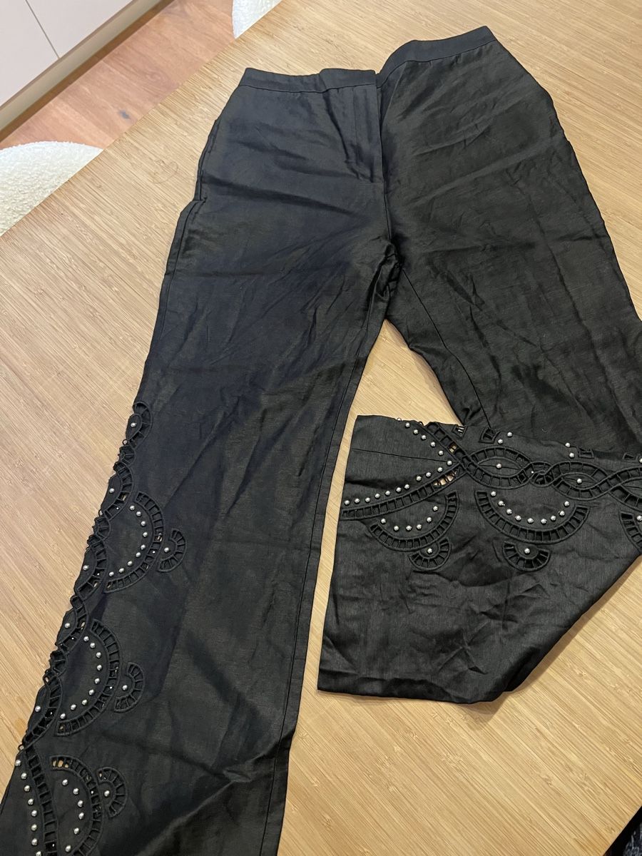 Maje Pantaloni: MAJE Stoffhose, schwarz, Gr. 36 – Nuovo (secondo la descrizione) da Baar venduto da Lila2006 2
