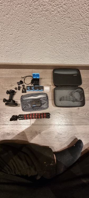 Camera Gopro 10 avec différents accessoires