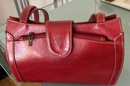 Rote Handtasche aus Leder, Top Zustand, neuwertig!
