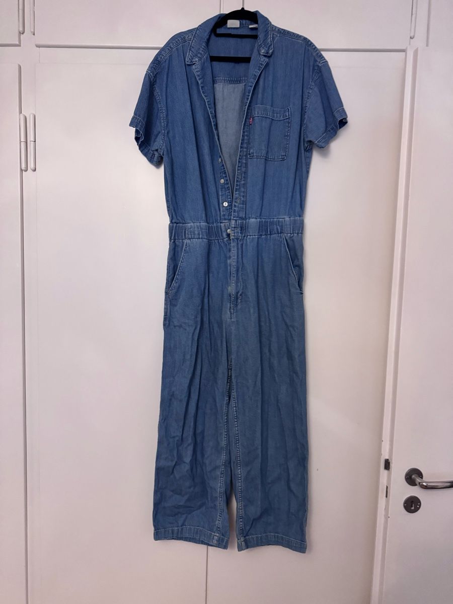 Levi's Jumpsuits: Levi's Jumpsuit Denim kurzarm – D'occasion à Zürich par sop_9fqf 1