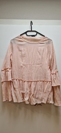 Sommerbluse in Rosa mit Rüschen - Grösse S - Neuwertig