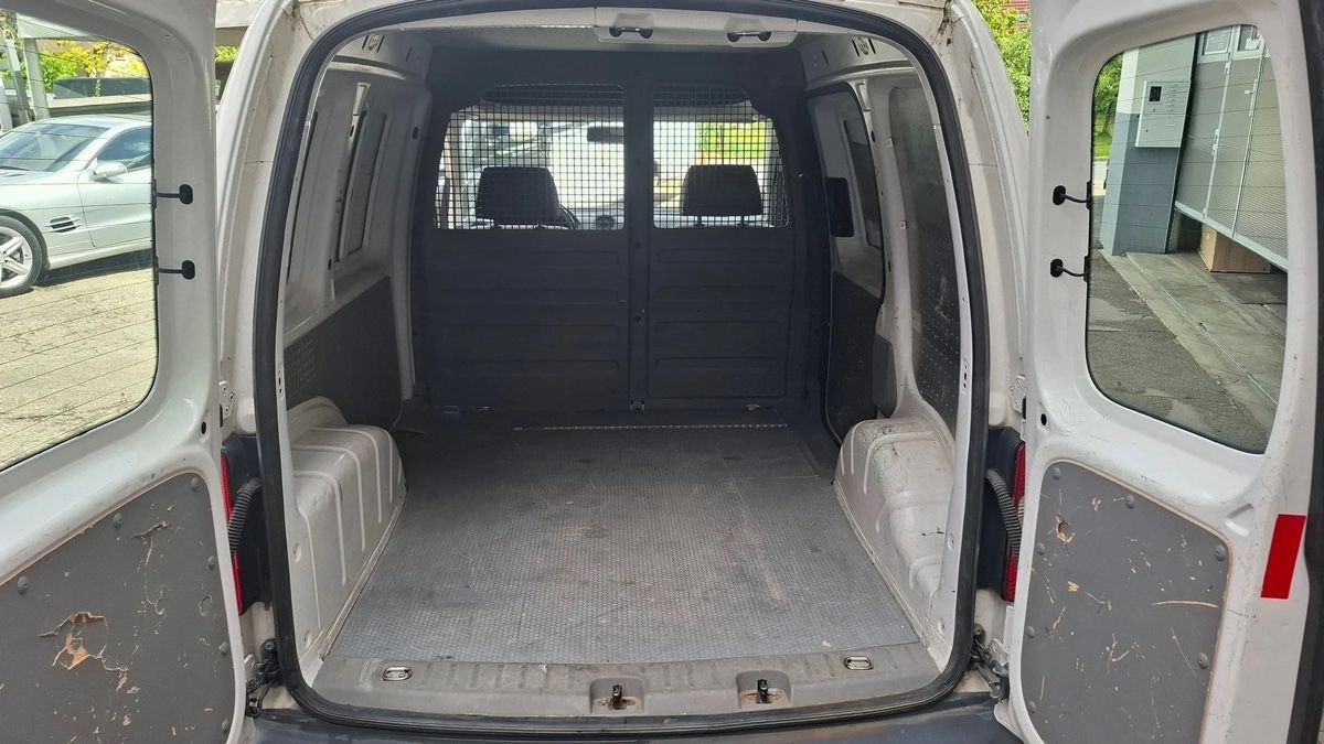 VW Veicoli commerciali: Vw caddy 2.0 bensin – Usato da Niederbipp venduto da alp_6dg6 5