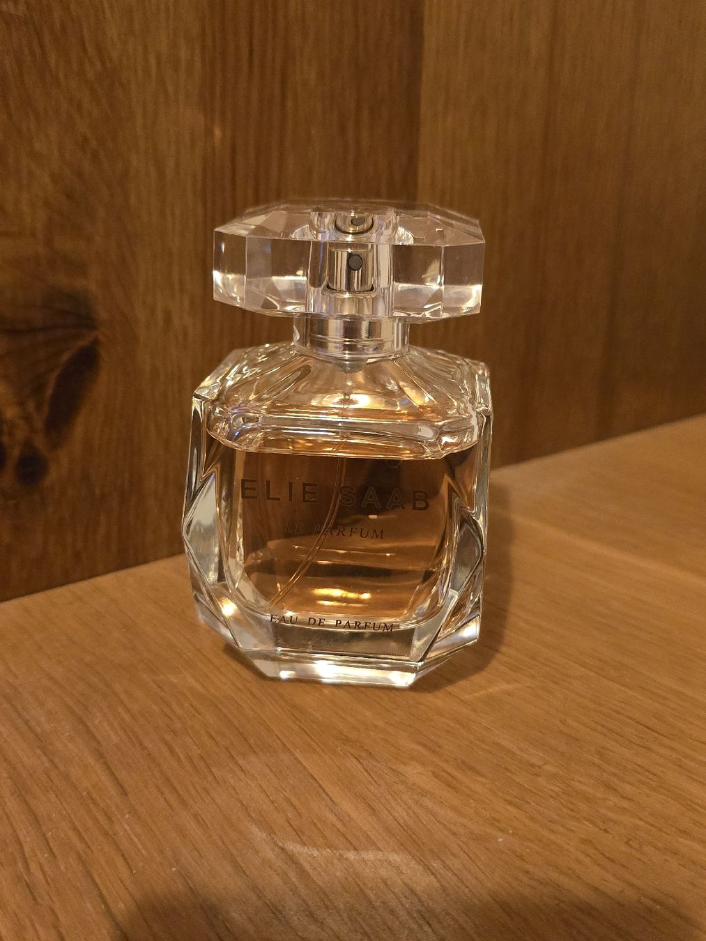 Elie Saab Profumi & Eau de Toilette: Elie Saab Le Parfum, edp – Usato da Zürich venduto da gollyabd