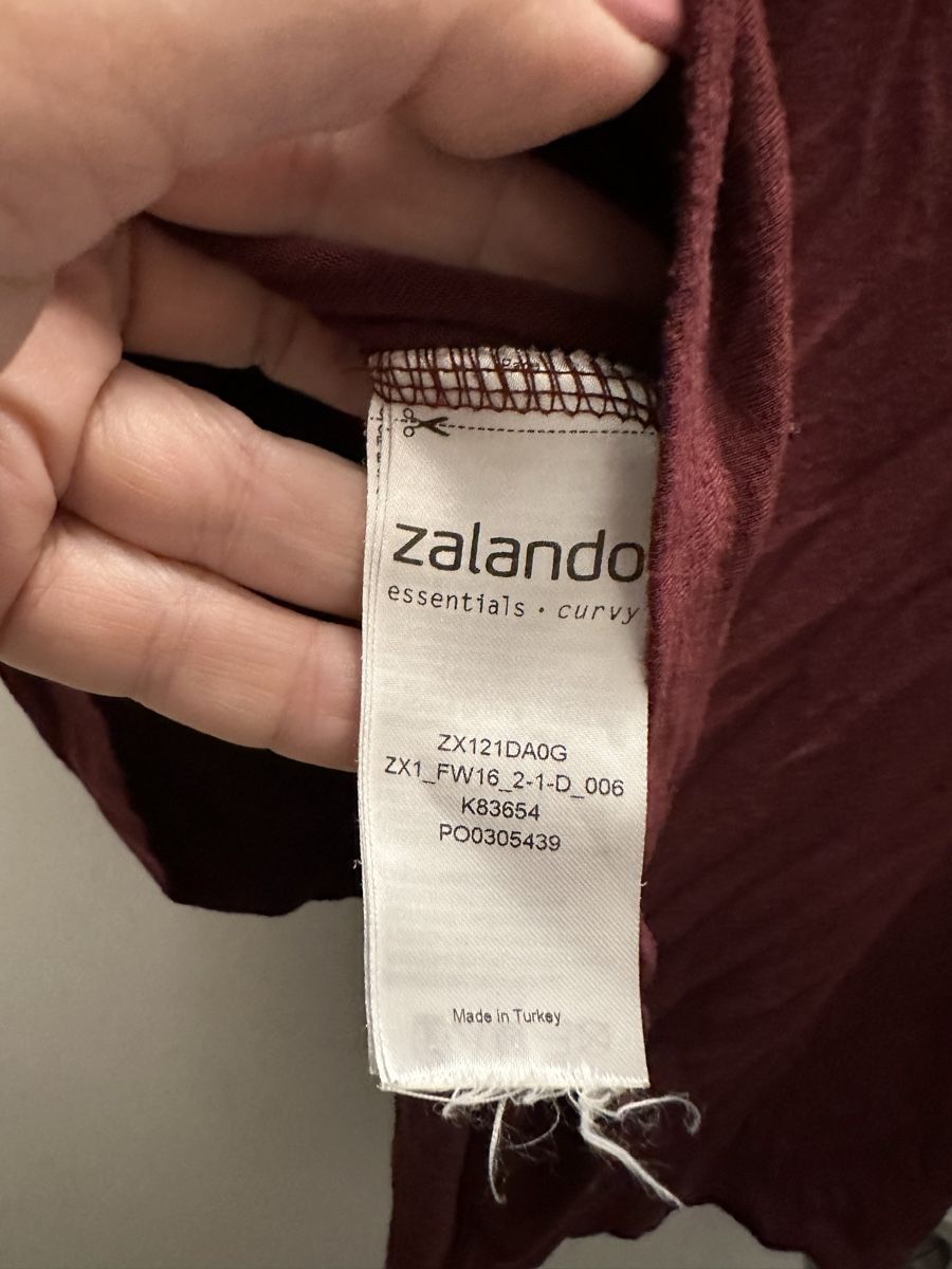 Tuniche: Tunica Zalando 46 – Usato da Mendrisio venduto da ketolin 3
