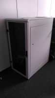 Netzwerkschrank der Marke Triton