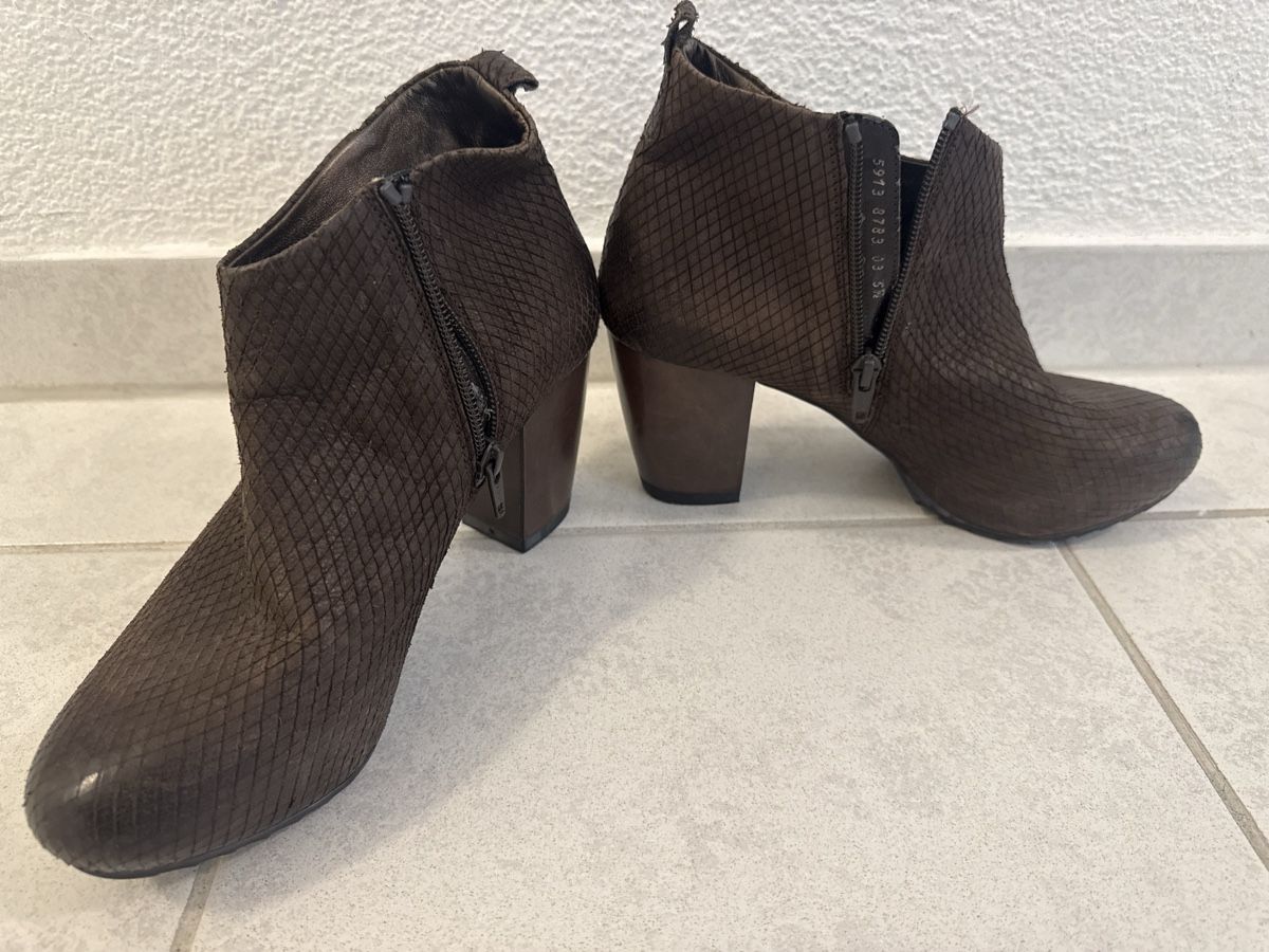 Högl Scarpe da donna: Högl – Usato da rotkreuz venduto da tijana0504 1