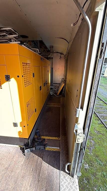 Stromgeneratoren: 100kVA Notstromaggregat/Diesel Generator – Neu und originalverpackt aus PFAEFFIKON SZ von King_of_Samurai 1