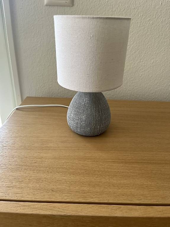 Lampade: Lampes de chevet  – Usato da Mont-sur-Rolle venduto da chrismaroquiniere 1