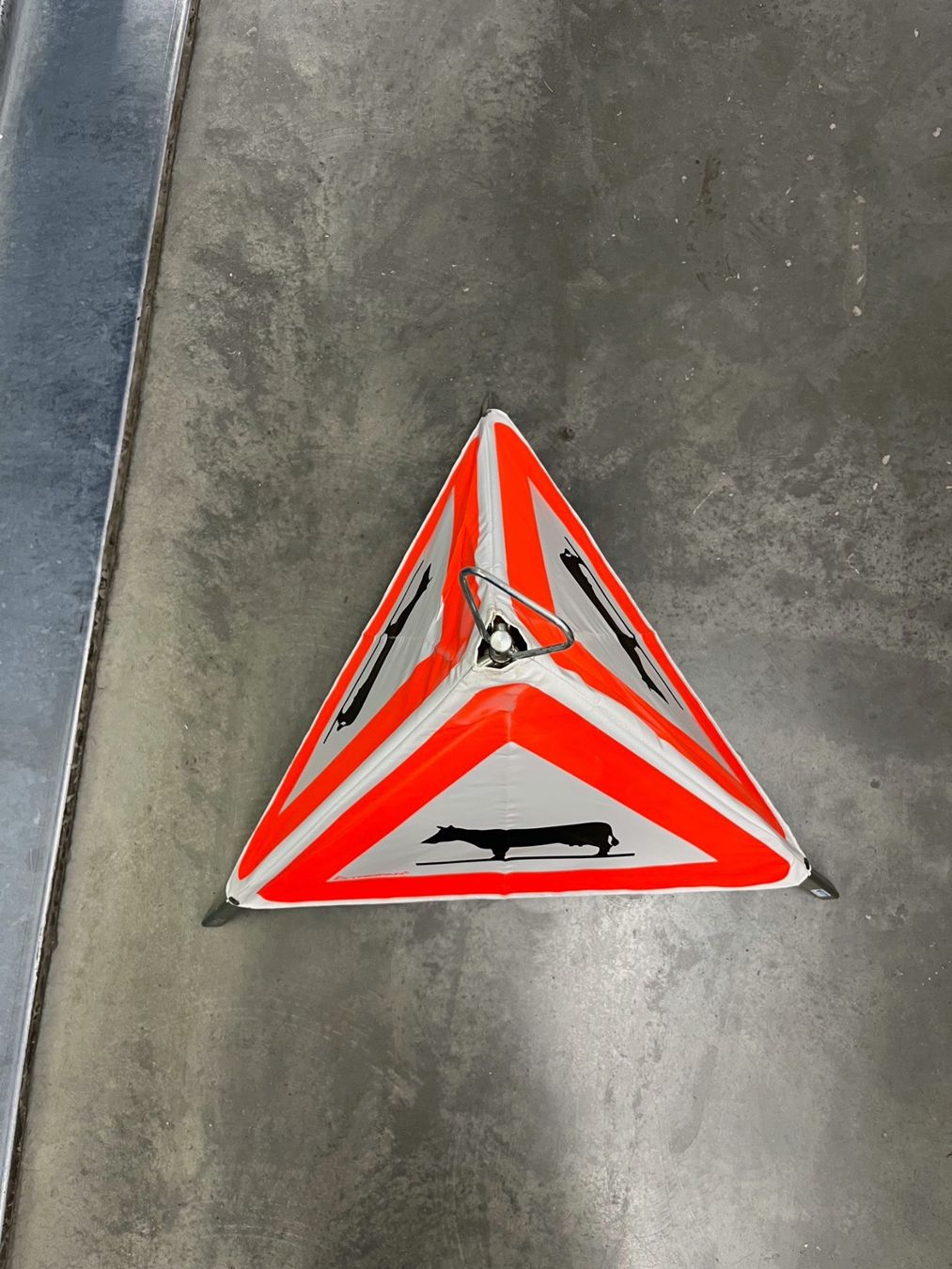 Tutti gli attrezzi: Triopan 60 x 60 x 60 cm Symbol "Kuh" – Nuovo e nell'imballaggio originale da Appenzell venduto da Roeha 4