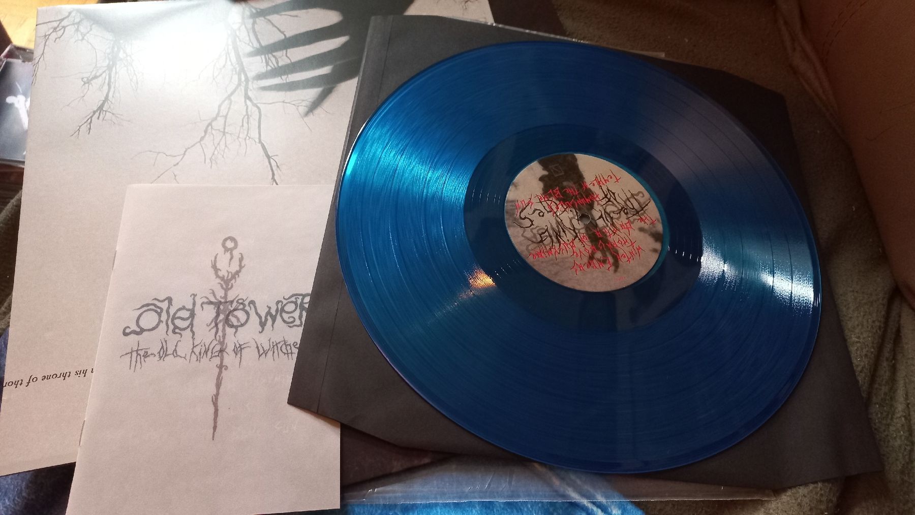 Dischi in vinile: Old Tower -The Old King...Clear Blue Vinyl LP Dungeon Synth  – Usato da Olten venduto da Donatello1984 2