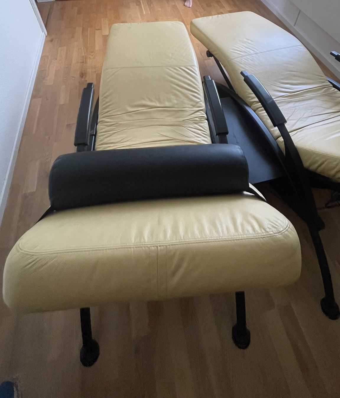 Chaises longues: Lounge-Sessel, 2 Stk. Leder und Elektrisch – D'occasion à Udligenswil par Quarz2002 2