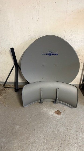 Satellitenschüssel: Satellitenschüssel Wave Frontier - Antenne 90cm – Neu (gemäss Beschreibung) aus Oberlunkhofen von Masyni 1