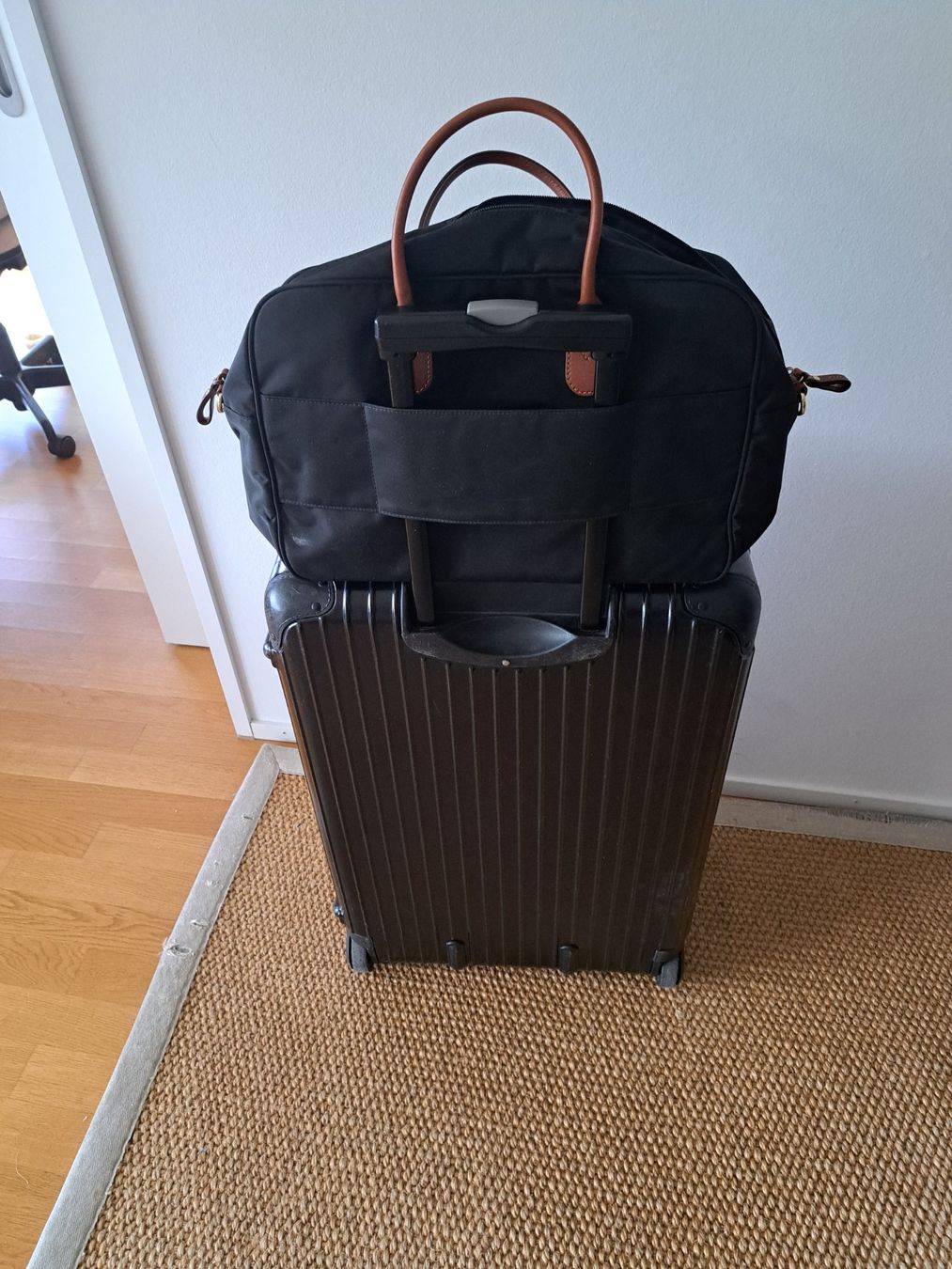Rimowa Valigie: rimowa + Brics – Usato da Zollikerberg venduto da ren_q7gc 6