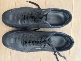 Sneakers Louis Vuitton originales noires – très bon état