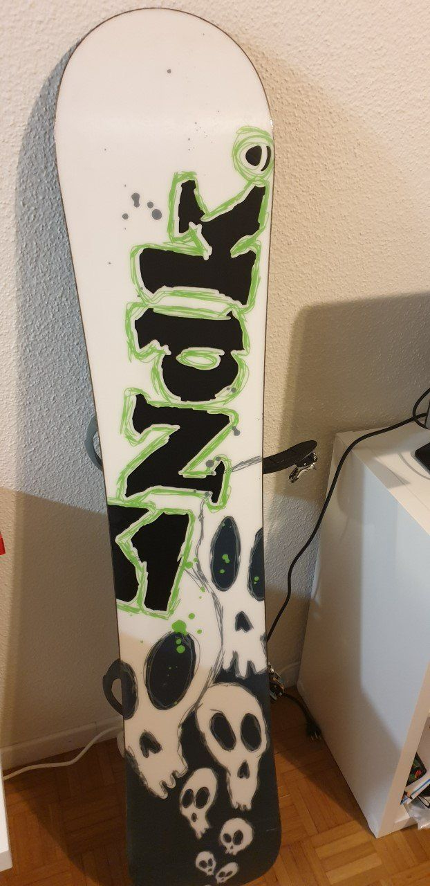 Boards: Green & White Snowboard – D'occasion à Zürich par Caeirop 3