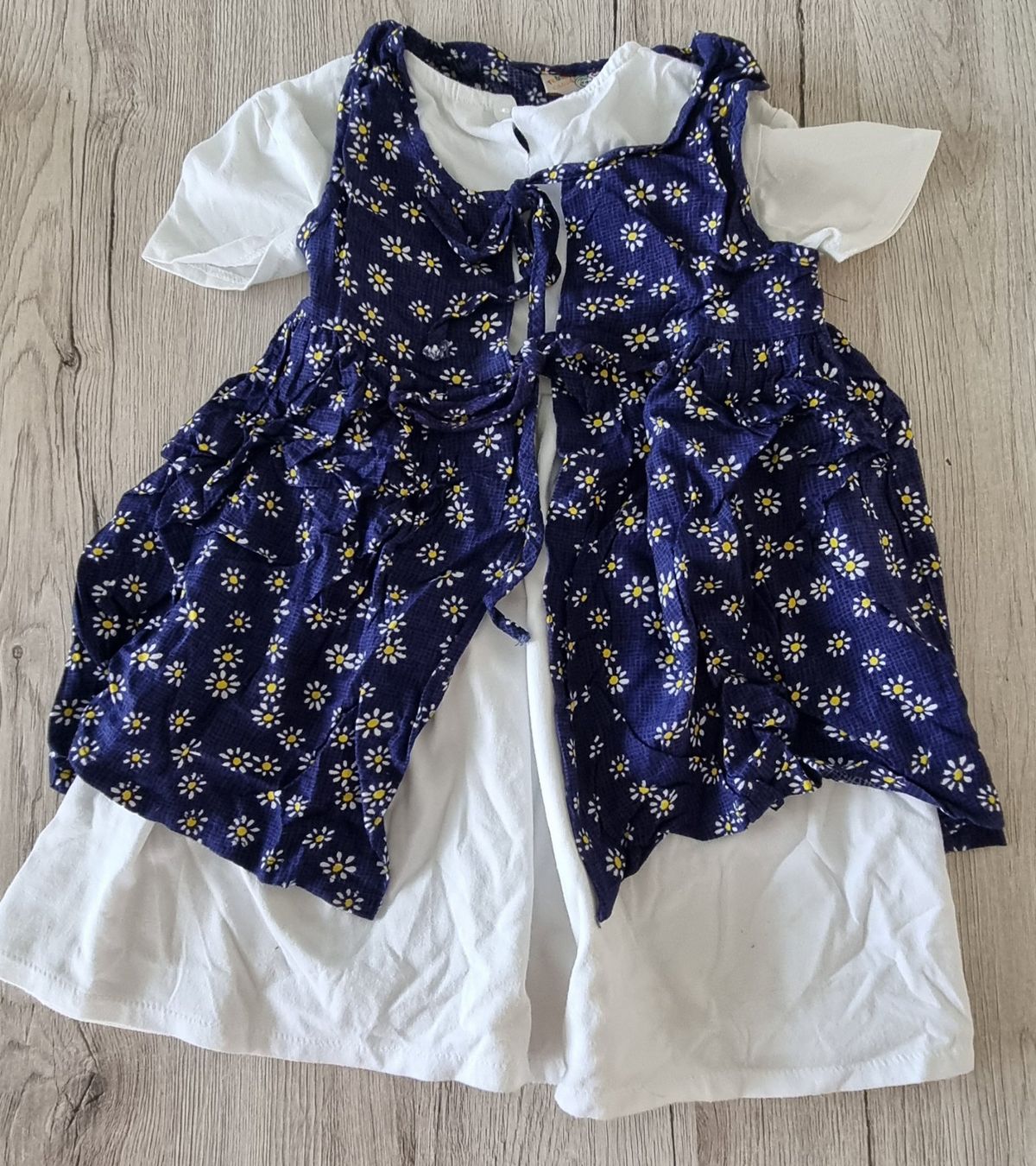 Vestiti & Gonne: 2xSommerkleider gr.92 – Usato da Grossdietwil venduto da GNOM313 1