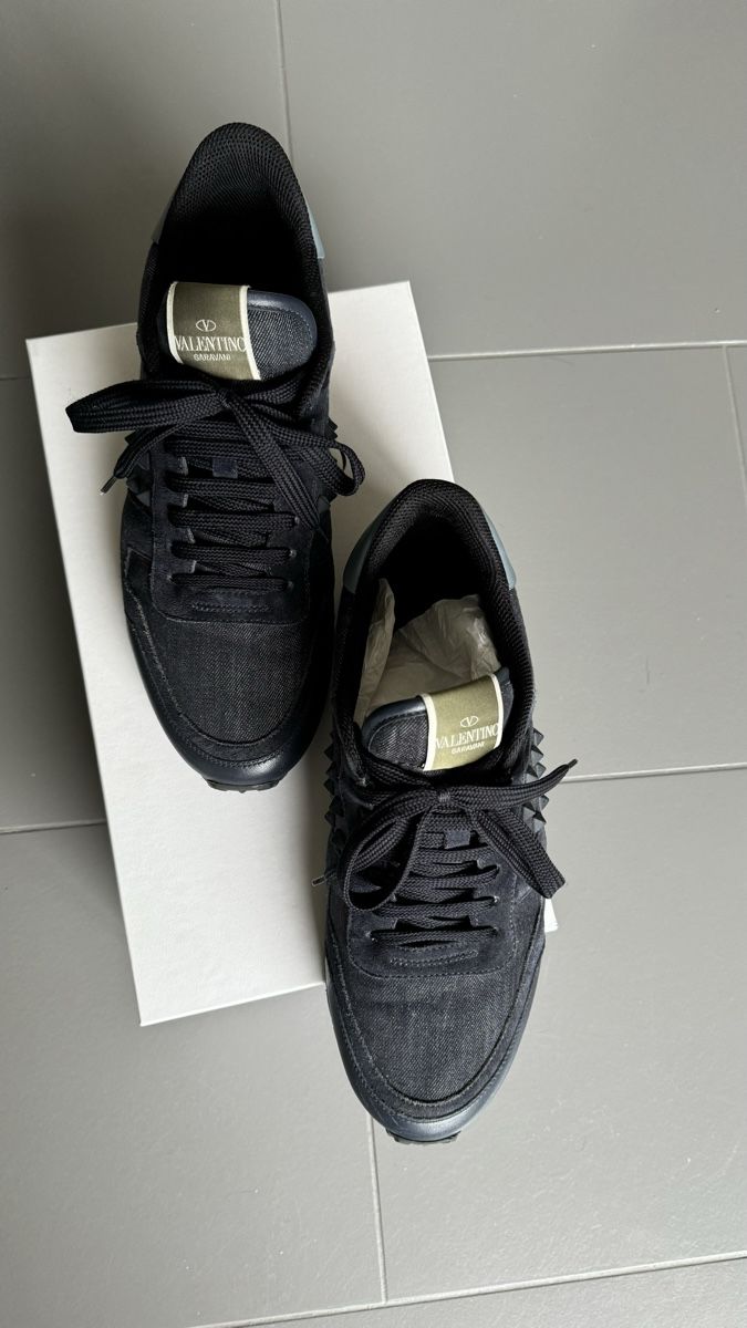Valentino Scarpe da uomo: Sneakers Valentino – Nuovo (secondo la descrizione) da Nyon venduto da Swiss.quality 1