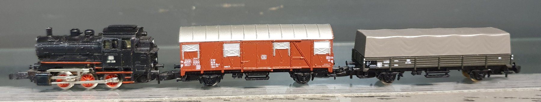 Märklin Modellini di ferrovie: MÄRKLIN:MINI-CLUB: GÜTERZUG MIT DAMPFLOK – Usato da Biglen venduto da taunus82