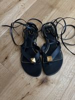 Valentino Garavani Rockstud Leder-Sandalen Schnüren Gr. 35