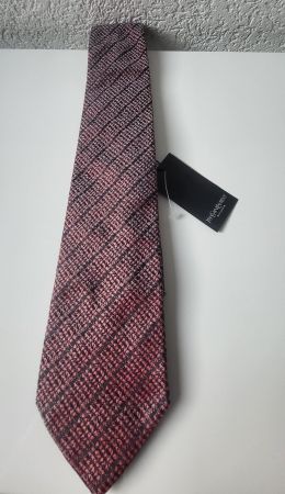 Cravatta in seta Yves Saint Laurent nuova
