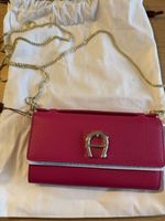Aigner Damen Geldbörse/ Handtasche mit Goldkette