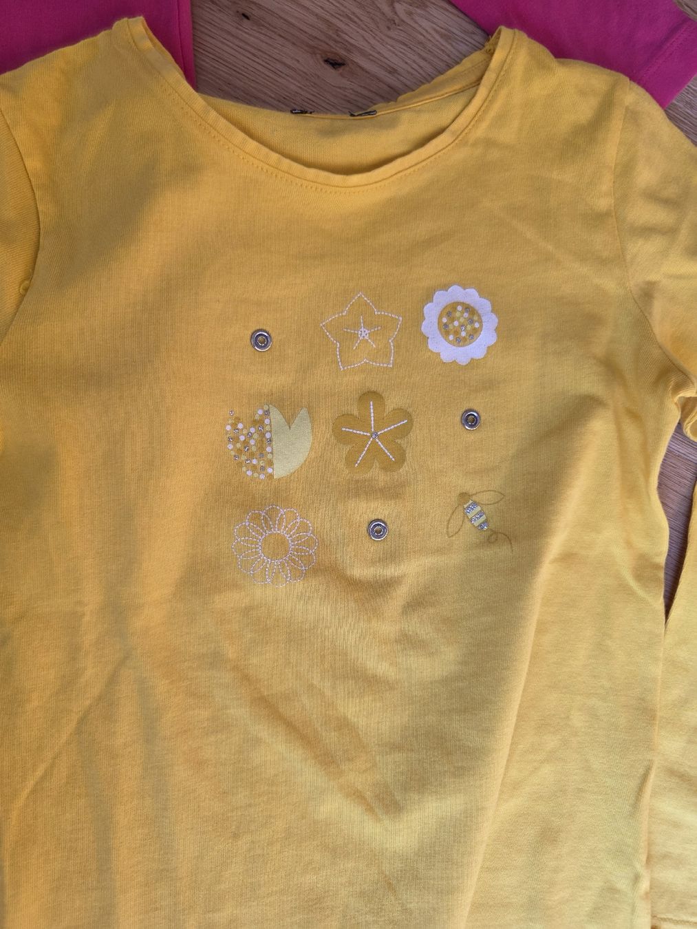 Camicette, T-shirt & Top: 2er Set Langarmshirts Gr. 110/116 – Usato da Toffen venduto da ver_x68f 1