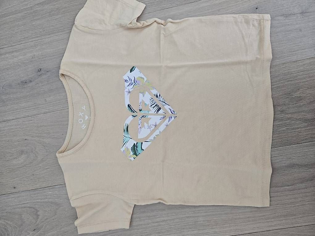 T-Shirts: 3x Roxy T-Shirt Gr.6 – Gebraucht aus Münsingen von Nik010 2