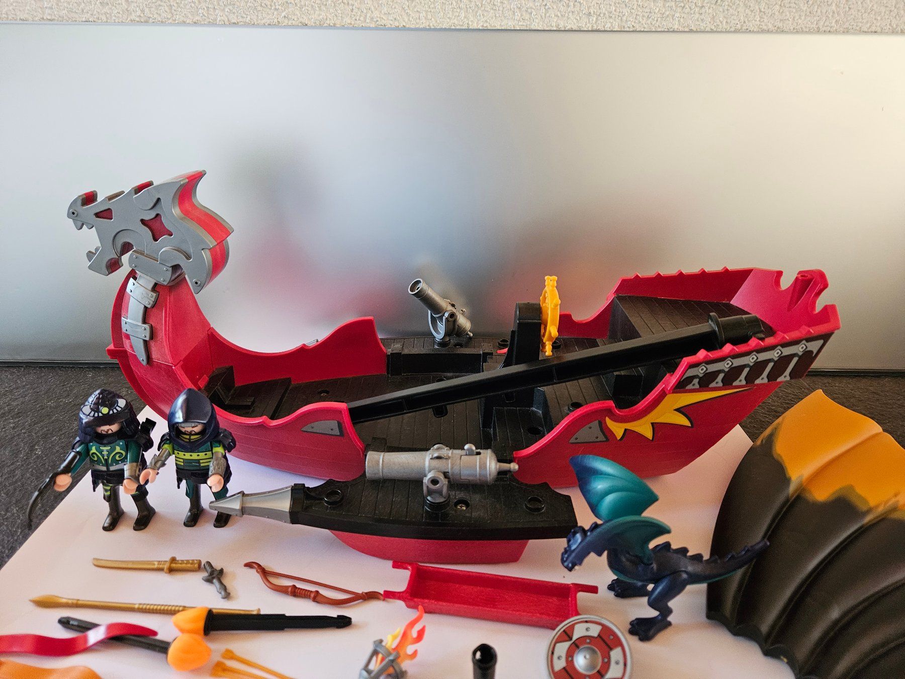 Playmobil Giocattoli: Playmobil 5481 Drachen Kampfschiff – Usato da Gontenschwil venduto da regentag