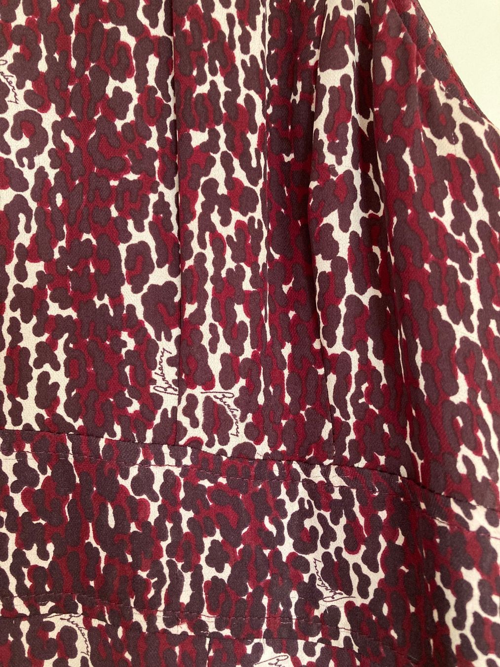 Burberry Vestiti: Burberry Seidenkleid – Usato da Bern venduto da umase39 3