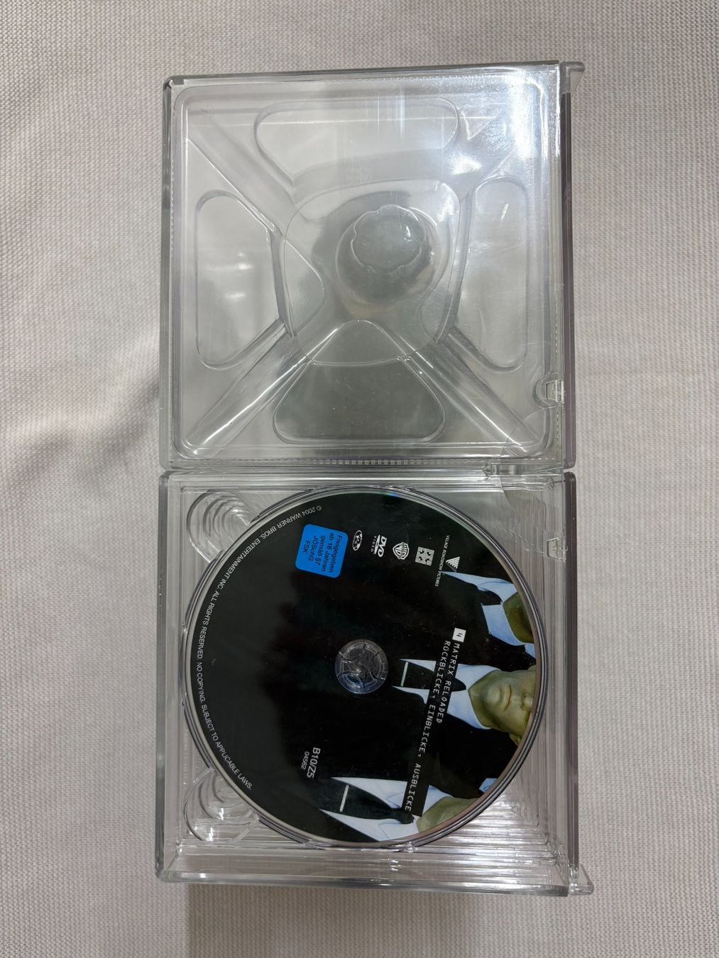 Tutti i DVDs: Matrix Ultimate Collection Set DVD Box mit Neo Figur! – Nuovo (secondo la descrizione) da Ottenbach venduto da TimelessEmotions. 6