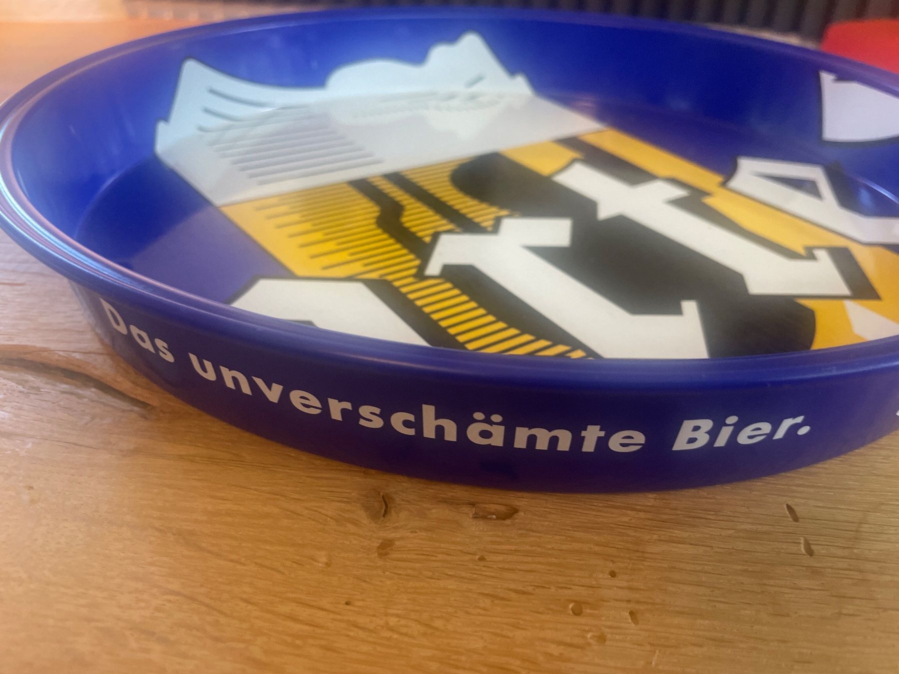 Servierplatten: Vintage Serviertablett, Servierplateau Warteck Bier Basel – Gebraucht aus Winterthur von cheerio97 3