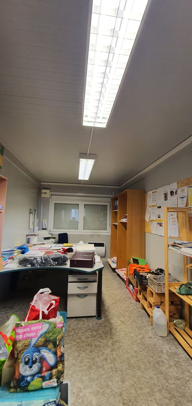 Baucontainer: Container  Büro / Bau / Wohnen – Gebraucht aus Basel von Tiger_bs 3