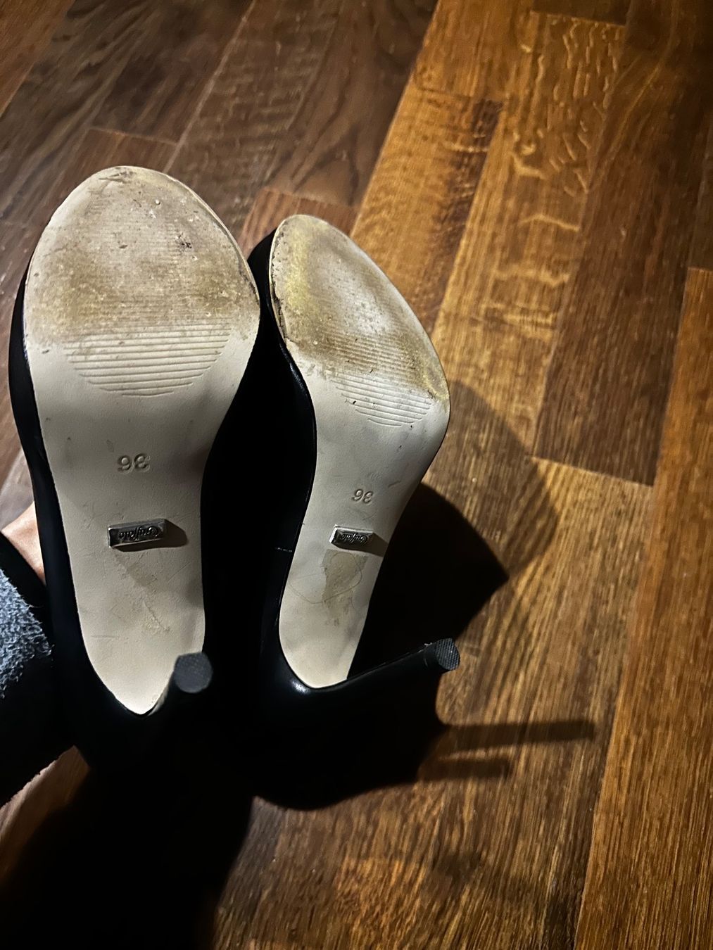 Buffalo Scarpe da donna: High heel shoes – Usato da Zürich venduto da Yuece 3