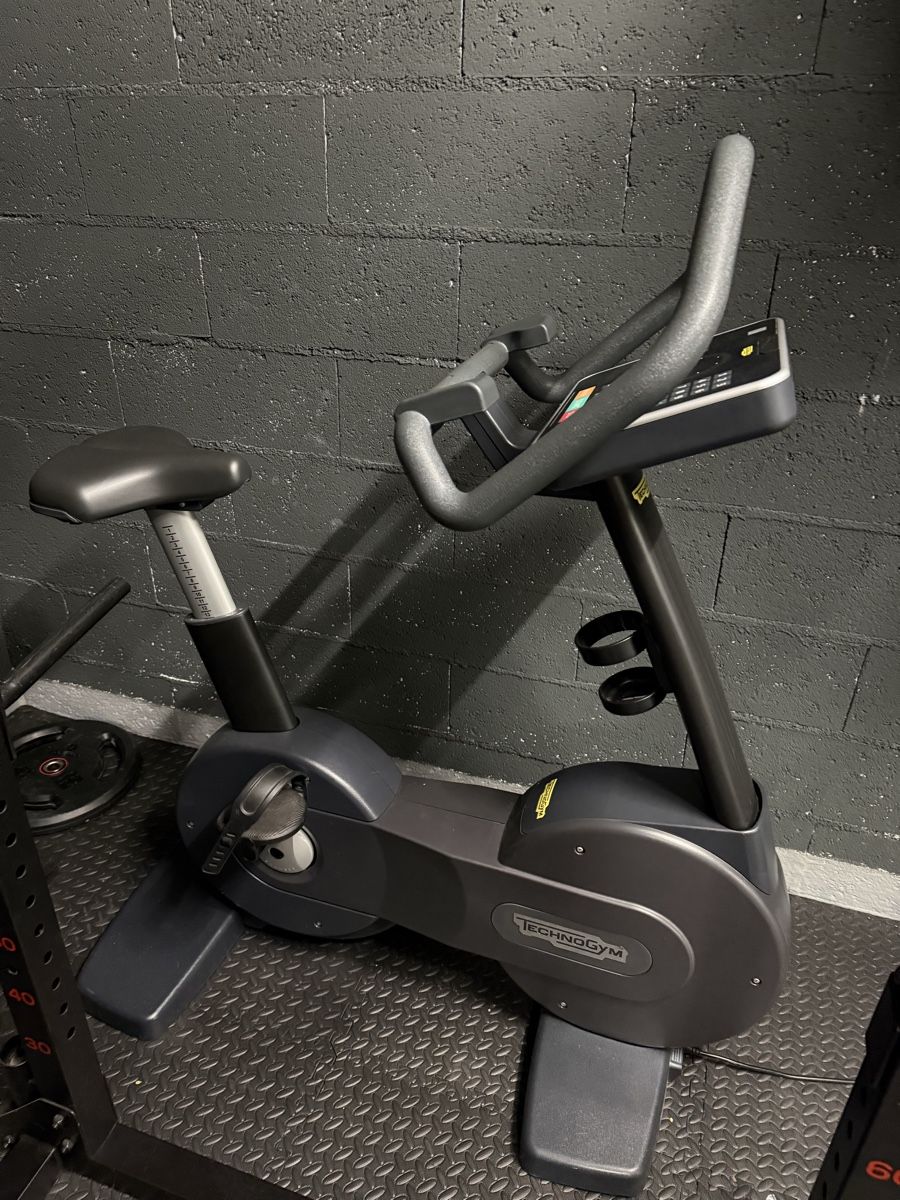 Technogym Hometrainer: Technogym Exercise Bike – Usato da Genolier venduto da fan_6jww