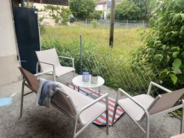 Gartenmöbel Set 2 Sessel 1 Bank 1 Tisch Metall weiss