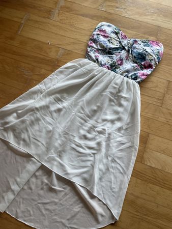Sommerkleid Blumenmuster Gr. S trägerlos Weiss Festlich Ele
