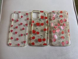 3 Handyhüllen für iPhone 13: Erdbeeren, Kirschen, Herzen