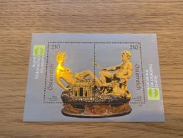 Saliera von Benvenuto Cellini Briefmarke gold 2009