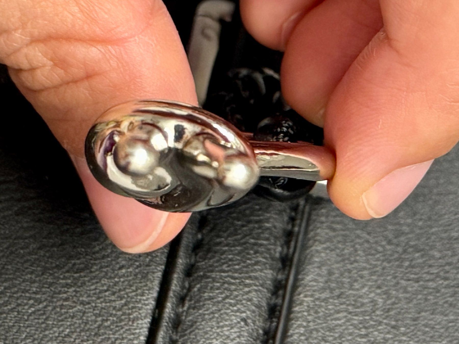Anhänger: Metalschlaufe, bag charm, Anhänger – Gebraucht aus Schlieren von Edgar_k 3