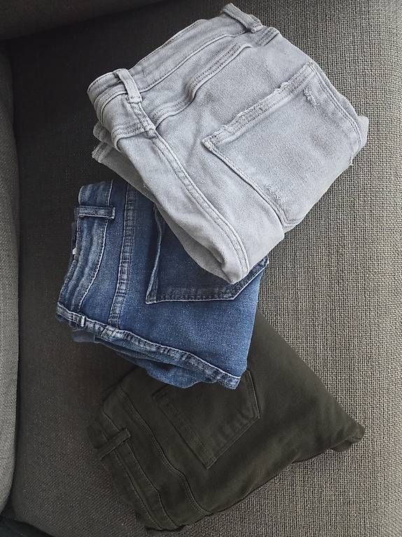 Lotti di vestiti: 3er Jeans-Set XS-S - Zara & Basics – Usato da Winterthur venduto da Janine18