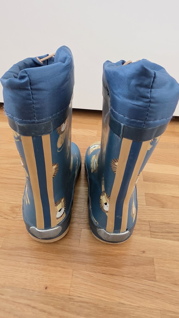 Scarpe per ragazzi: Gummistiefel - Grösse 24 – Usato da Zürich venduto da Judit.M 2