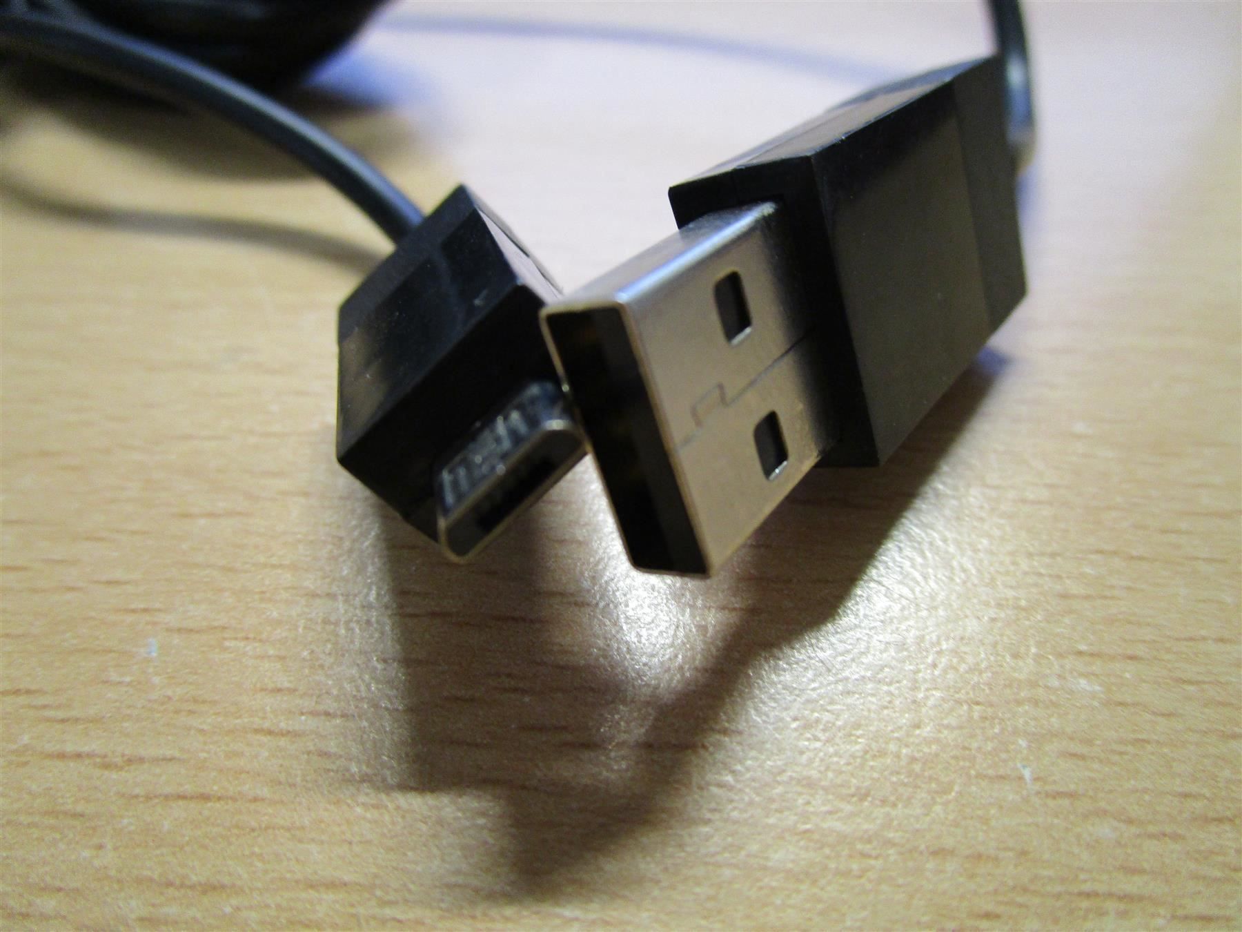Microsoft Cavi: Xbox One Pad Ladekabel USB - 3 Meter – Nuovo (secondo la descrizione) da Goldau venduto da agestuffer 3