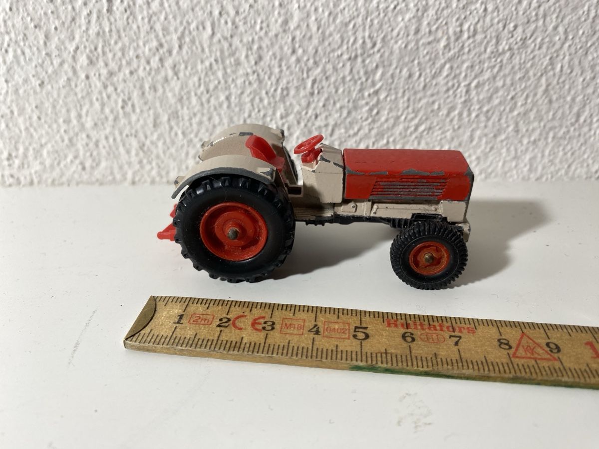 Siku Modellbausätze & Standmodelle: Siku Traktor – Gebraucht aus Winterthur von ben_9vxx